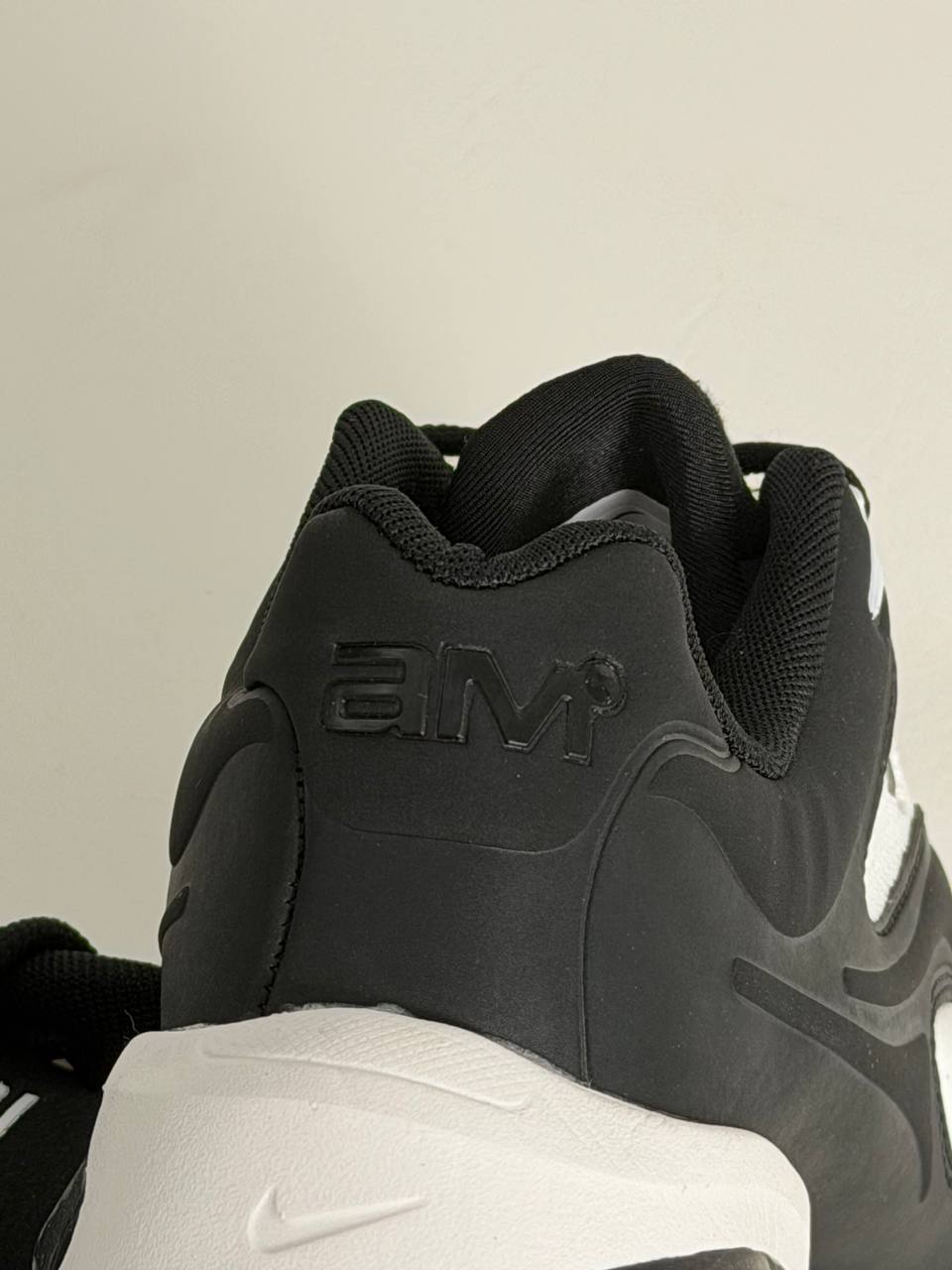 Air Max Muse | Blanco-Negro