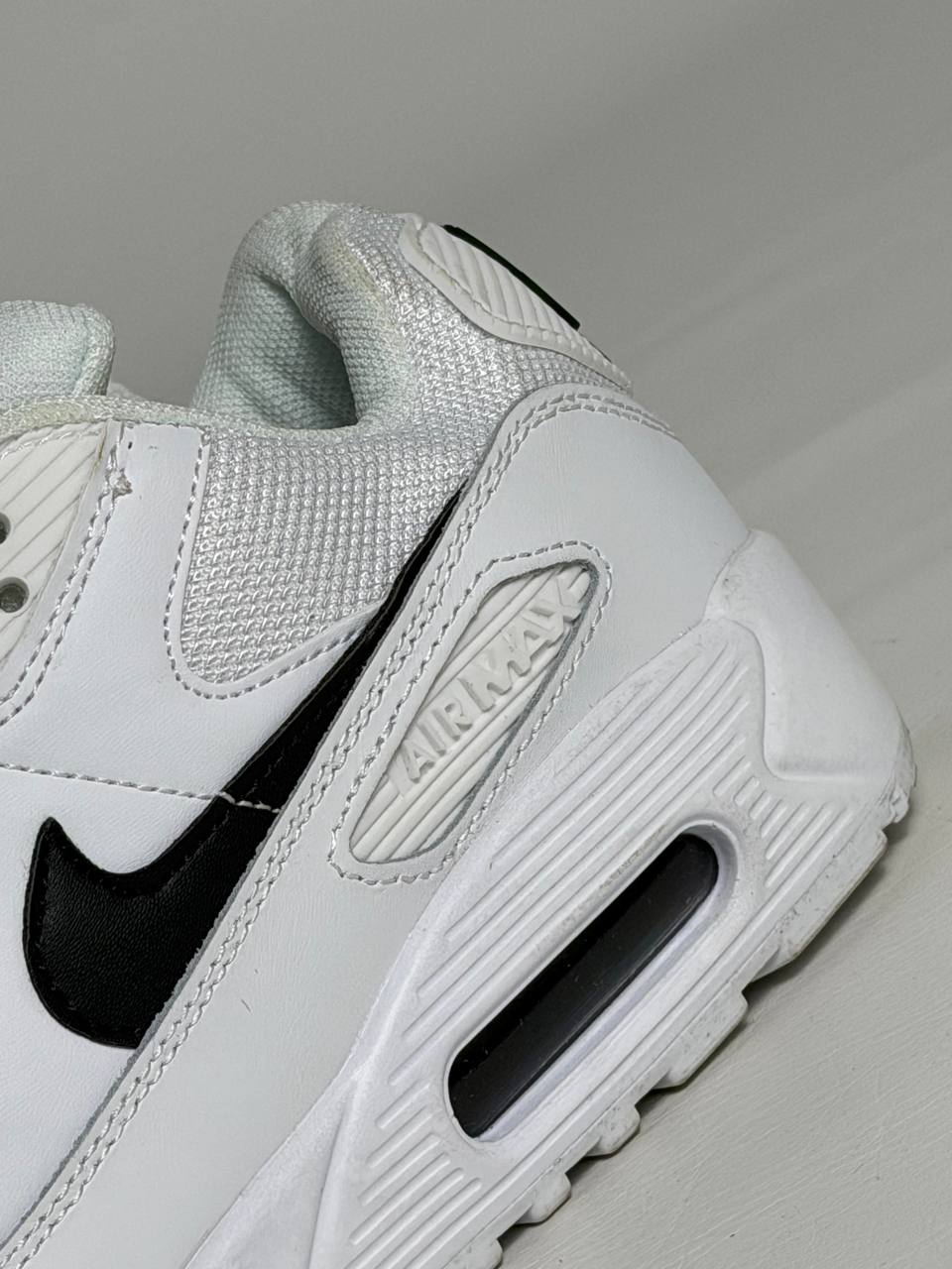 Air Max 90 "White Reptile" | Blanco-Negro