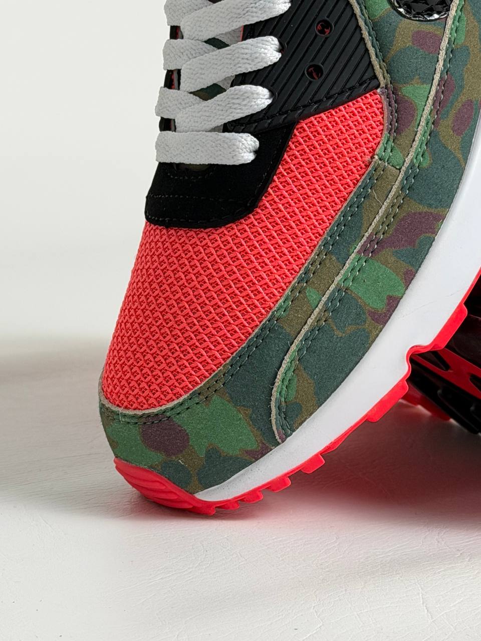 Air Max 90 "Dark Sage and Solar Red"  | Rojo-Verde