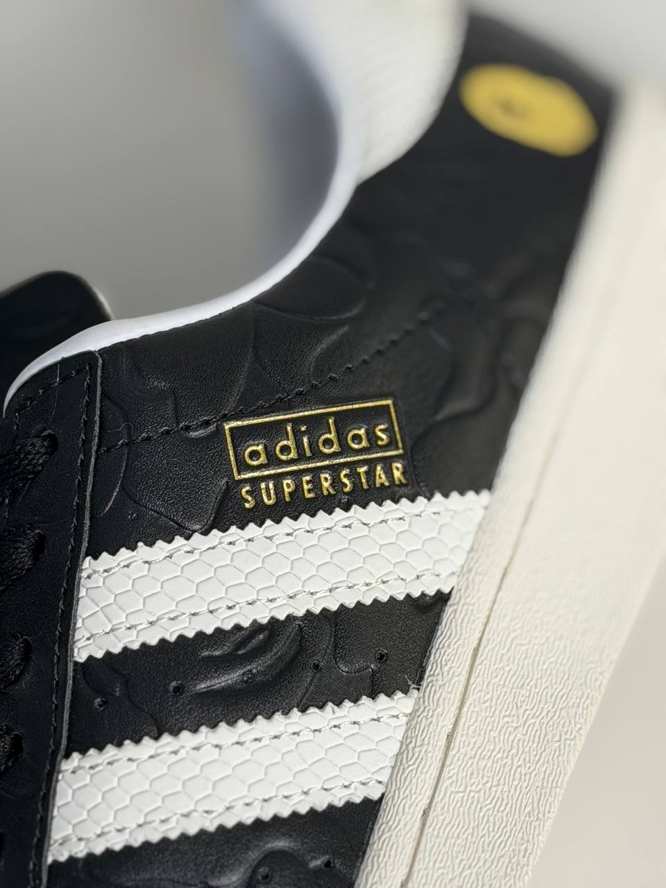 Super Star X Bape 'G—Snk' | Negro-Blanco