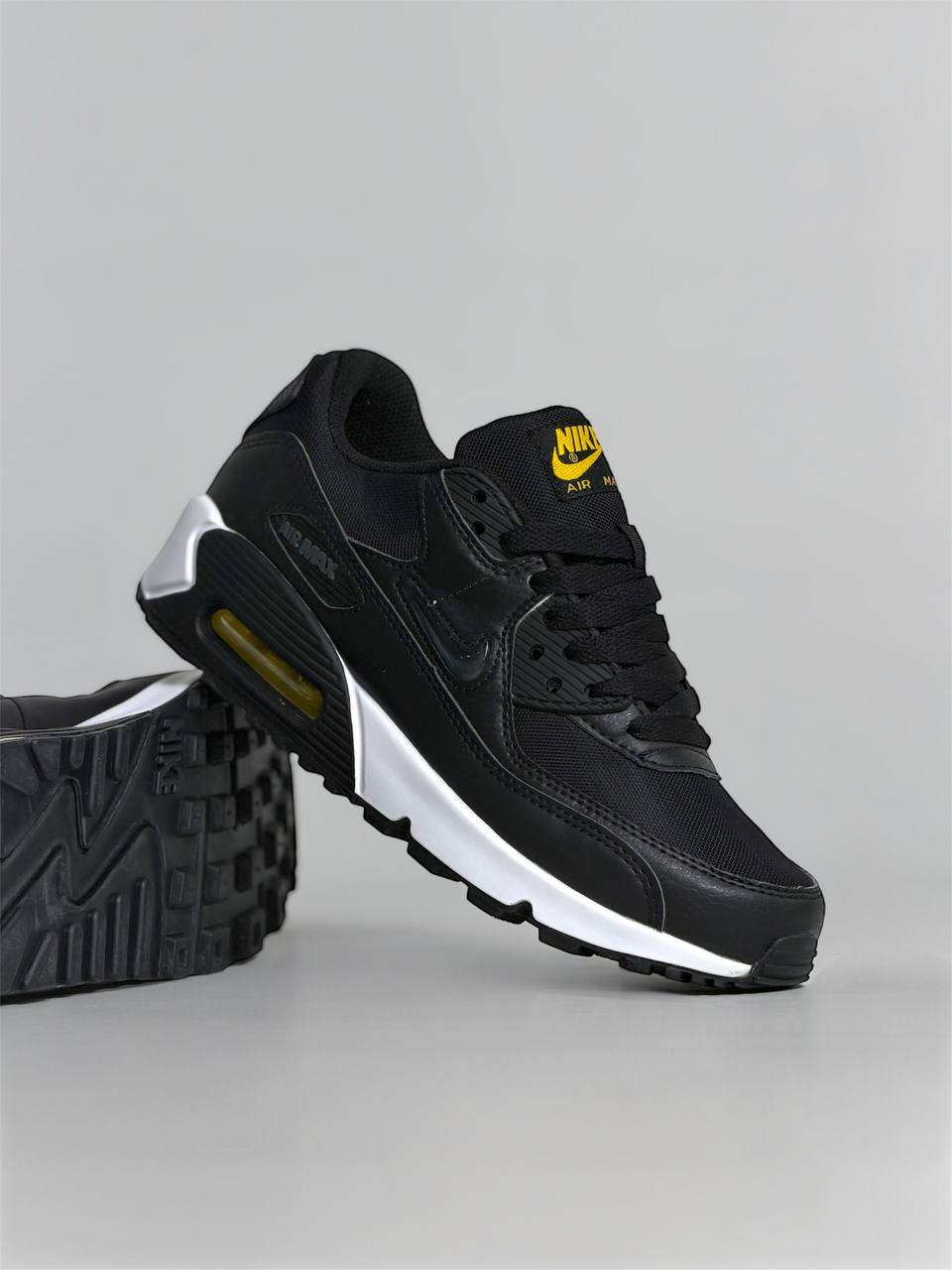 Air Max 90 'Jewel Black Opti Yellow Trainers' | Negro