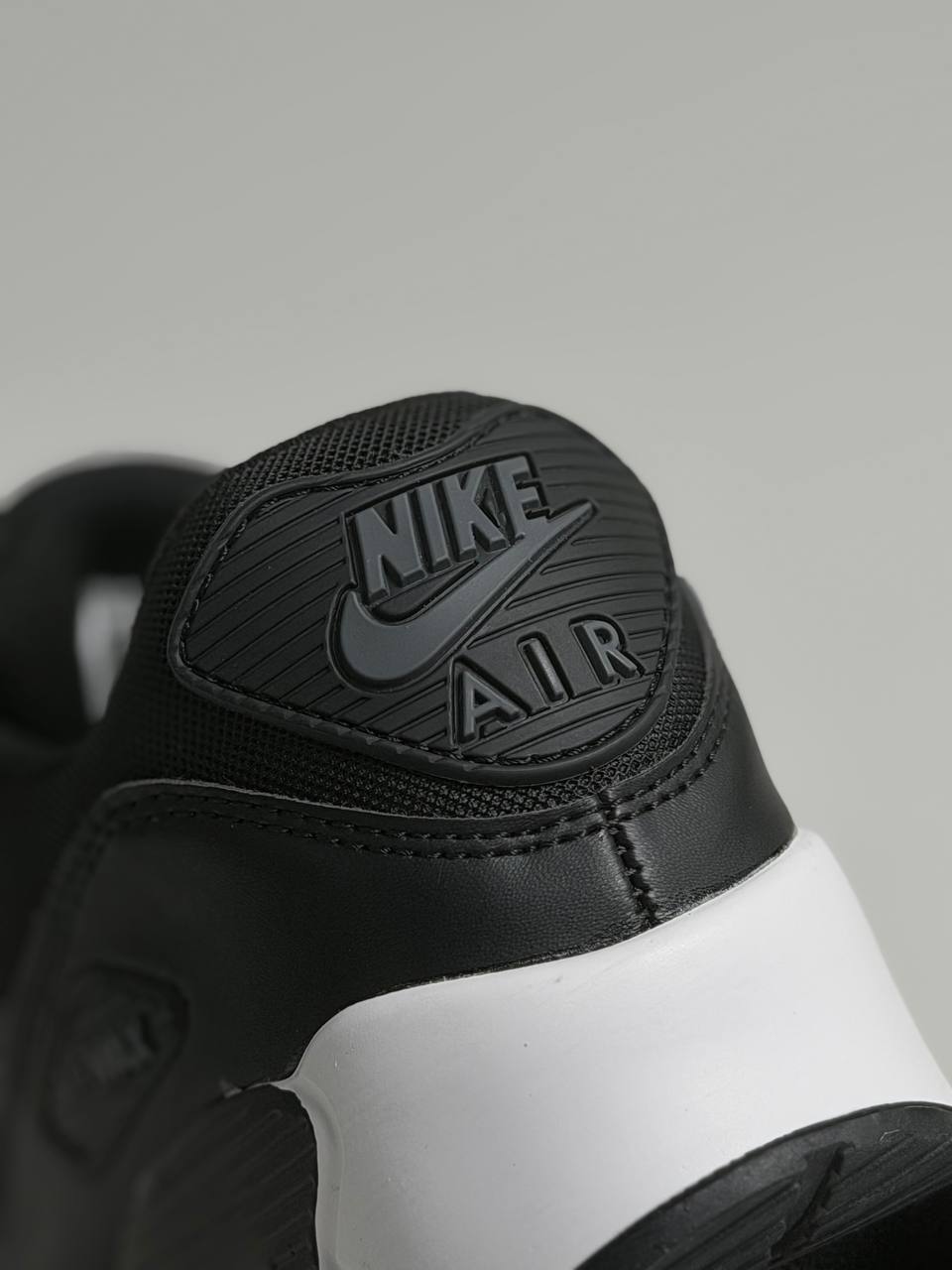 Air Max 90 'Jewel Black Opti Yellow Trainers' | Negro