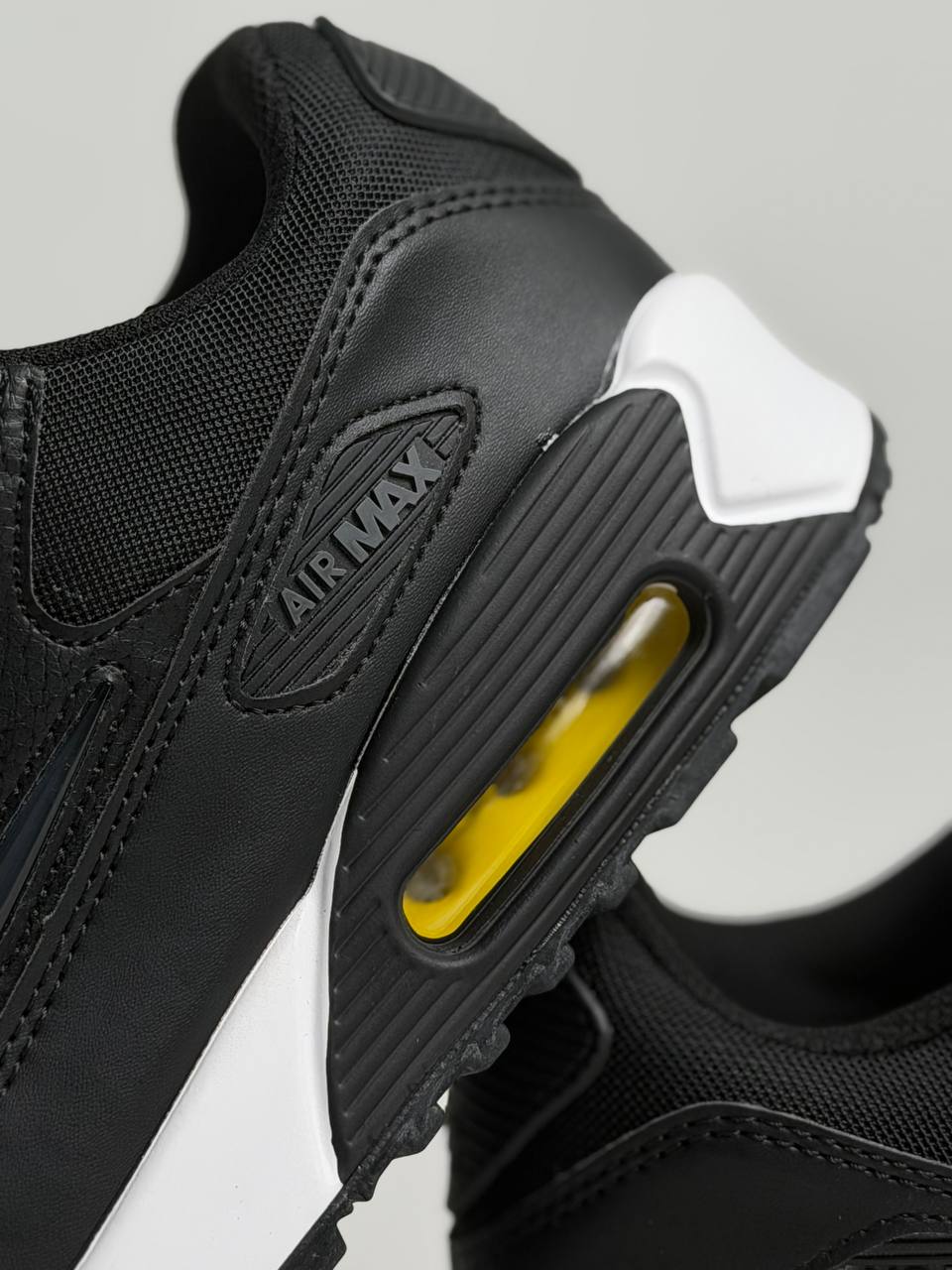 Air Max 90 'Jewel Black Opti Yellow Trainers' | Negro