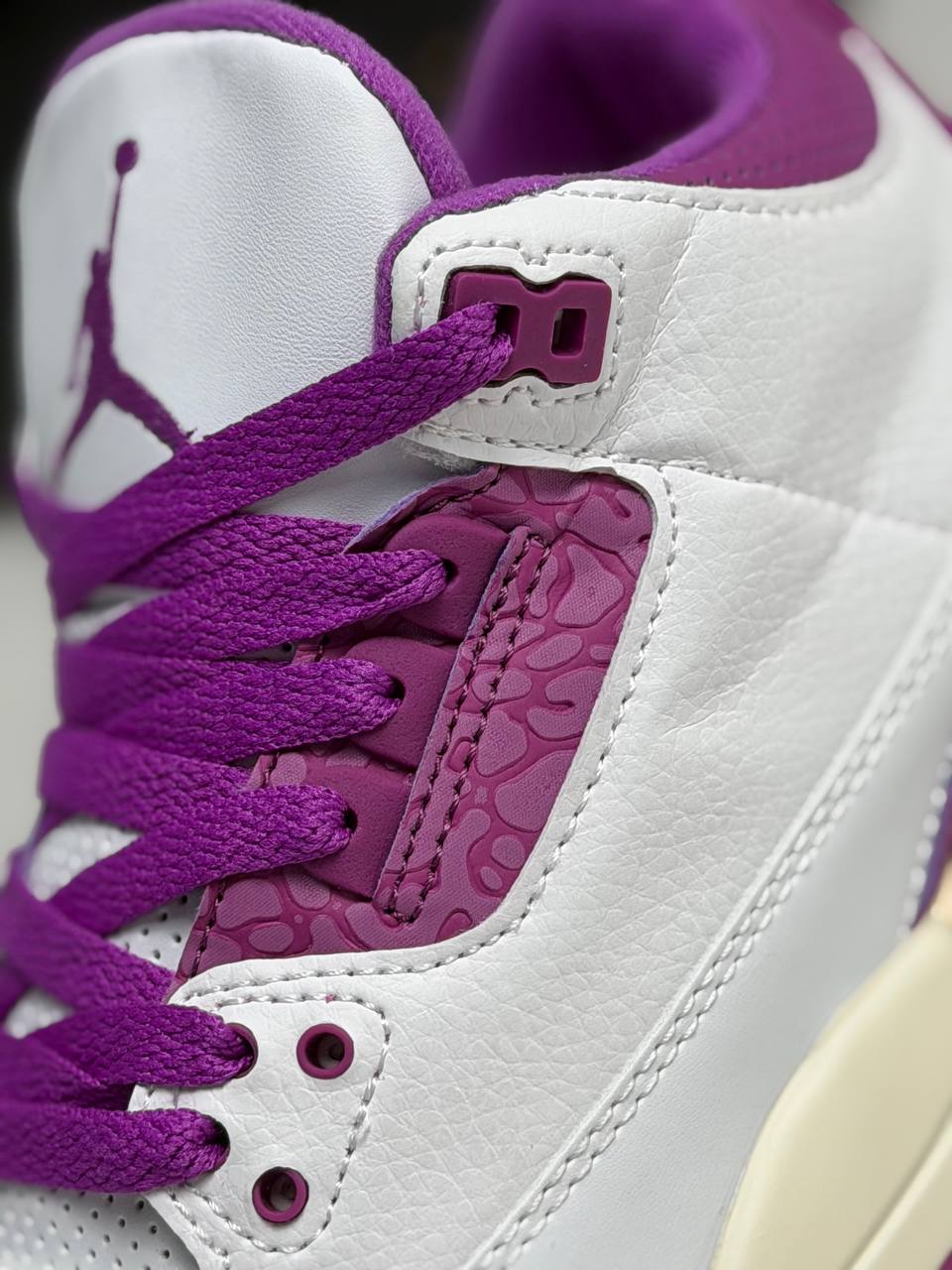 Jordan Retro 3 'Vivid Purple' | Blanco-Purpura