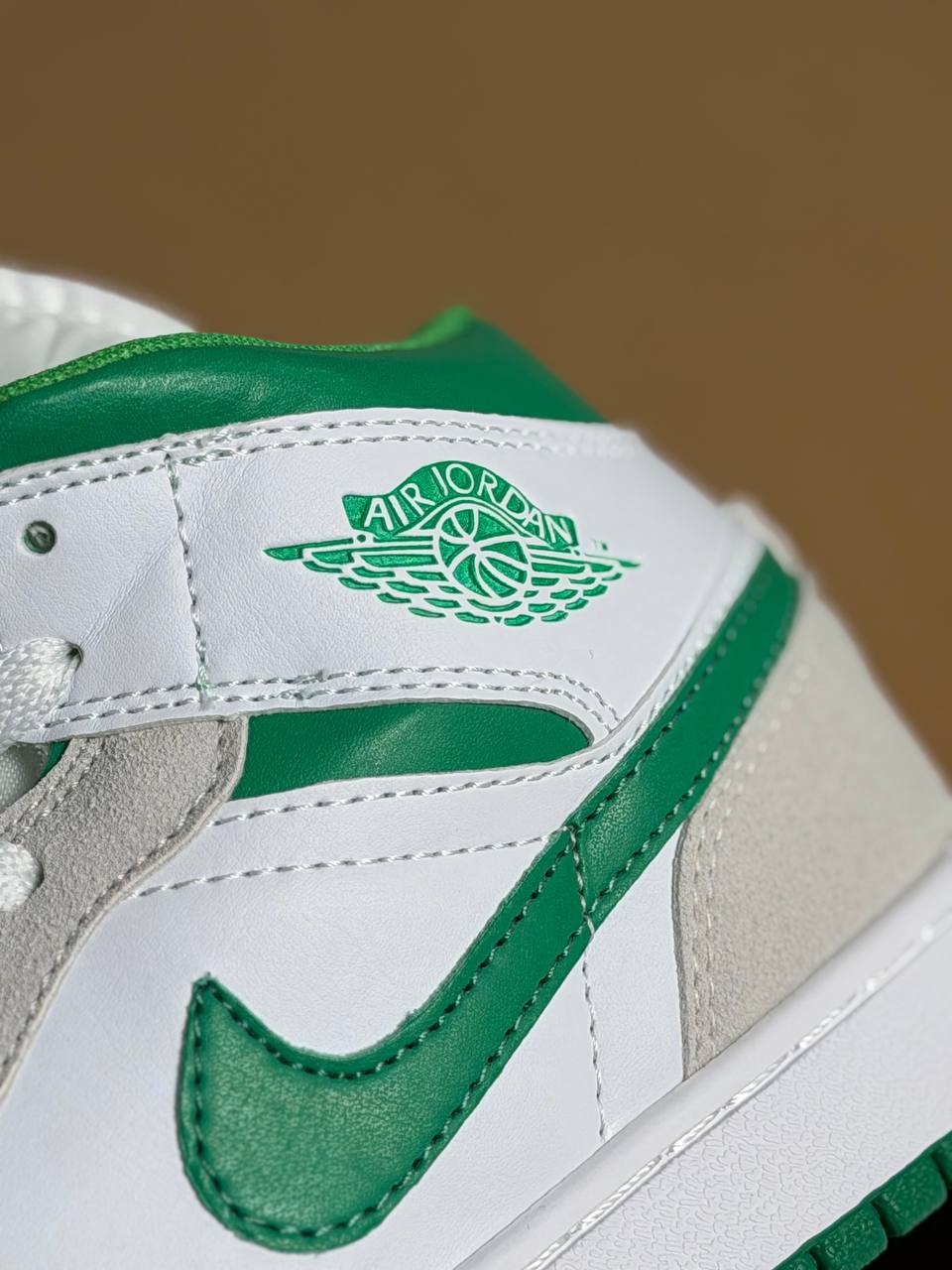 Air Jordan 1 MID SE | Blanco-Verde