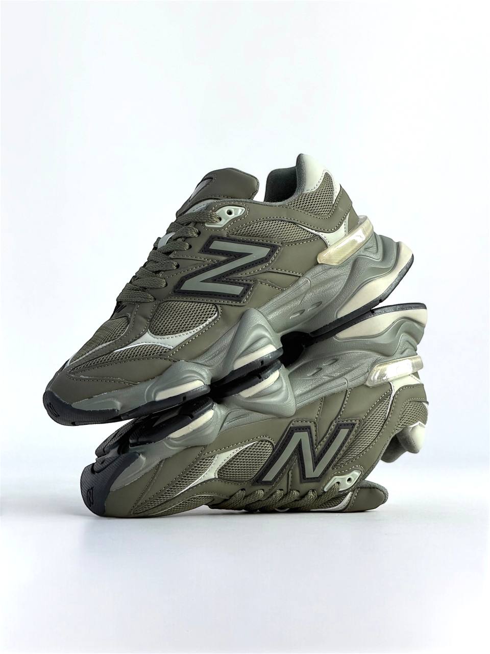New Balance 9060 'Dark Olivine' | Verde