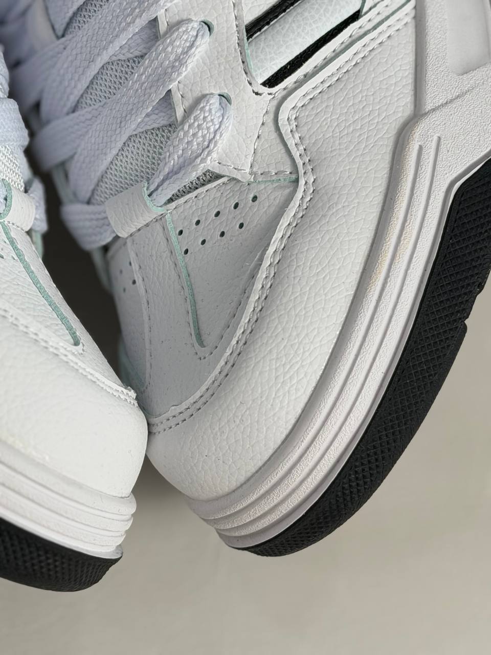 Vans Upland | Blanco-Negro