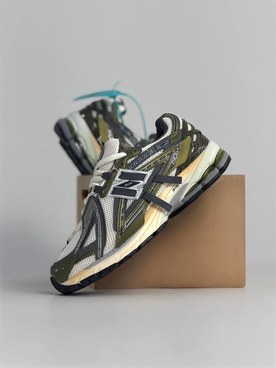 New Balance 1906A 'Olive Juice' | Verde