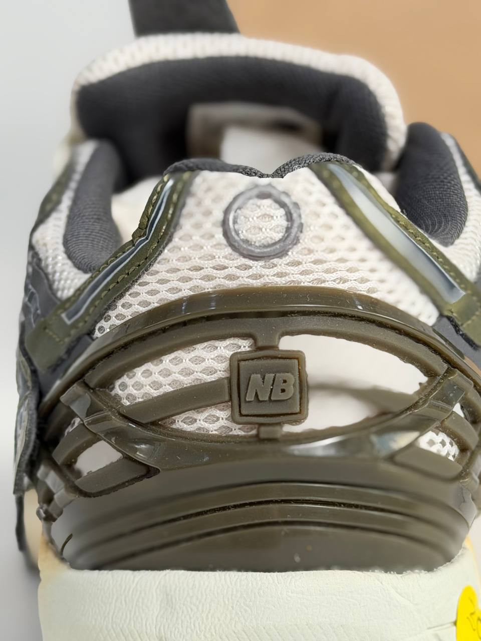 New Balance 1906A 'Olive Juice' | Verde