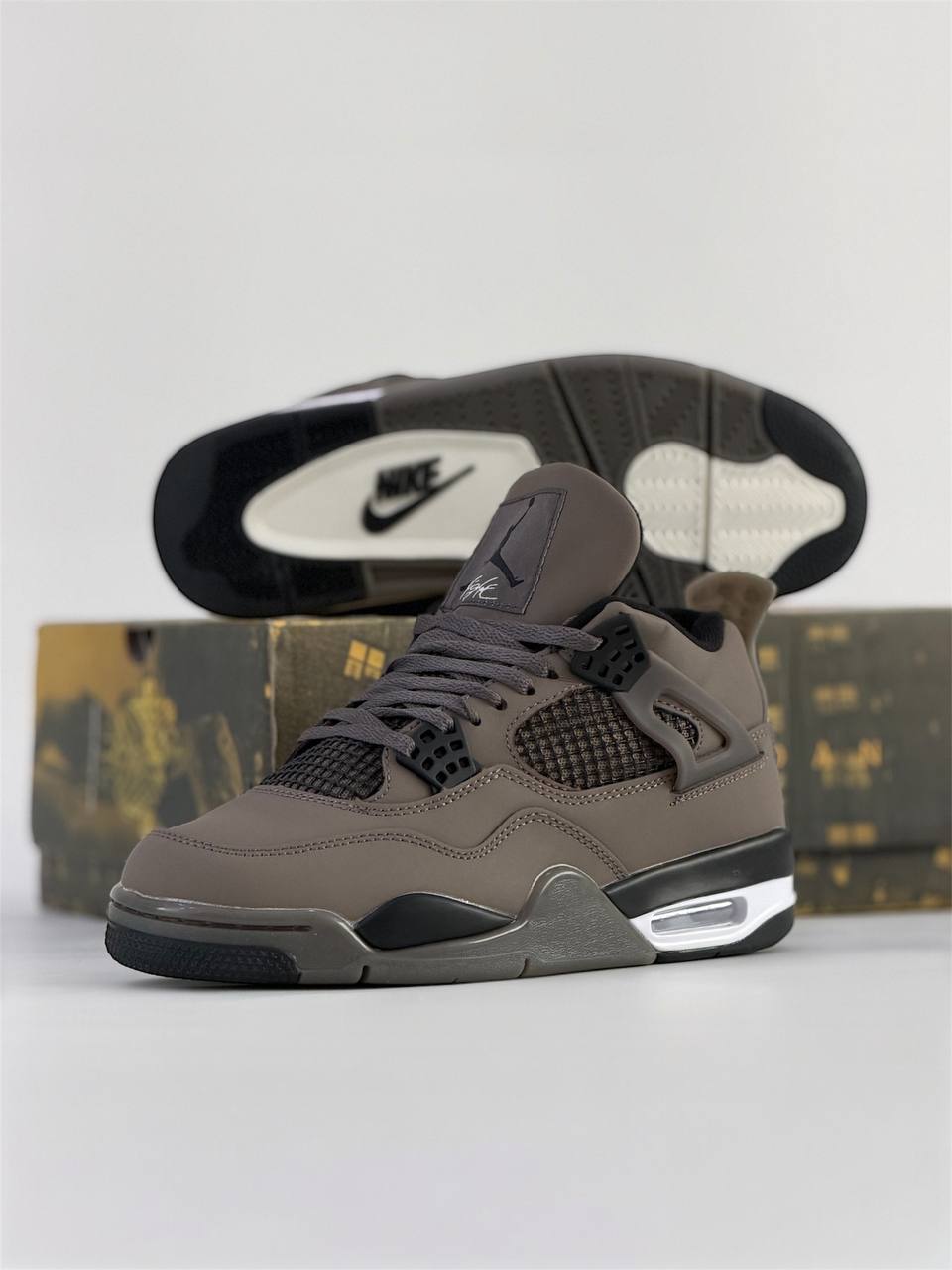 Nike Jordan Retro 4 'Cave Stone’ | Marrón