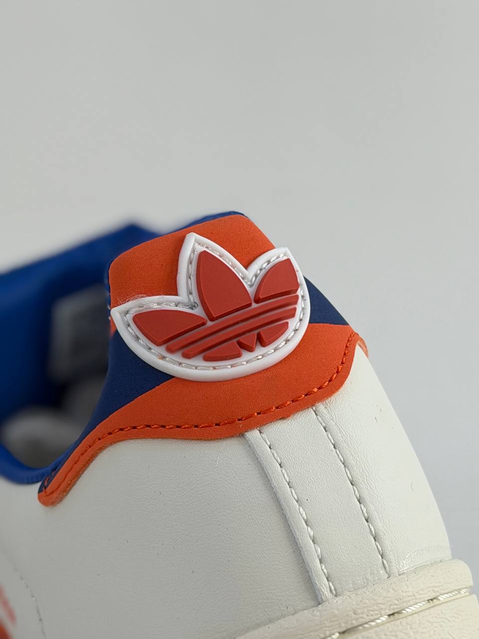 Super Star 'White Royal Blue' | Blanco-Azul-Naranja