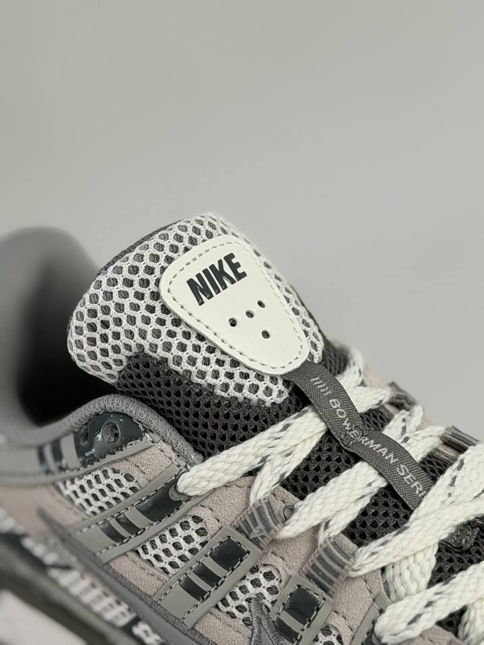Nike P-6000 Light Iron Ore | Gris