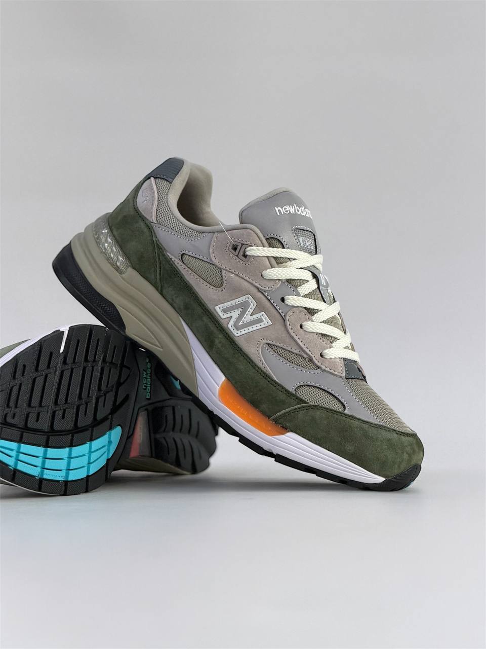 New Balance 992 x WTAPS | Verde-Gris