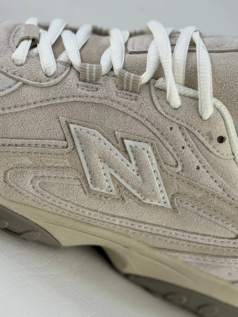 New Balance 204L 'Timberwolf Linen' | Beige