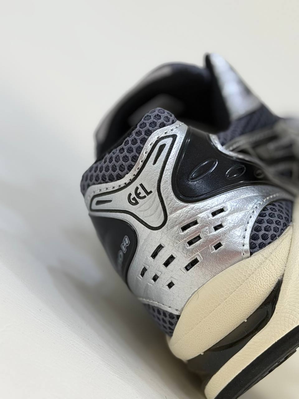 Asics Gel-Kayano 14 Unlimited Pack "Carrier Grey" | Gris