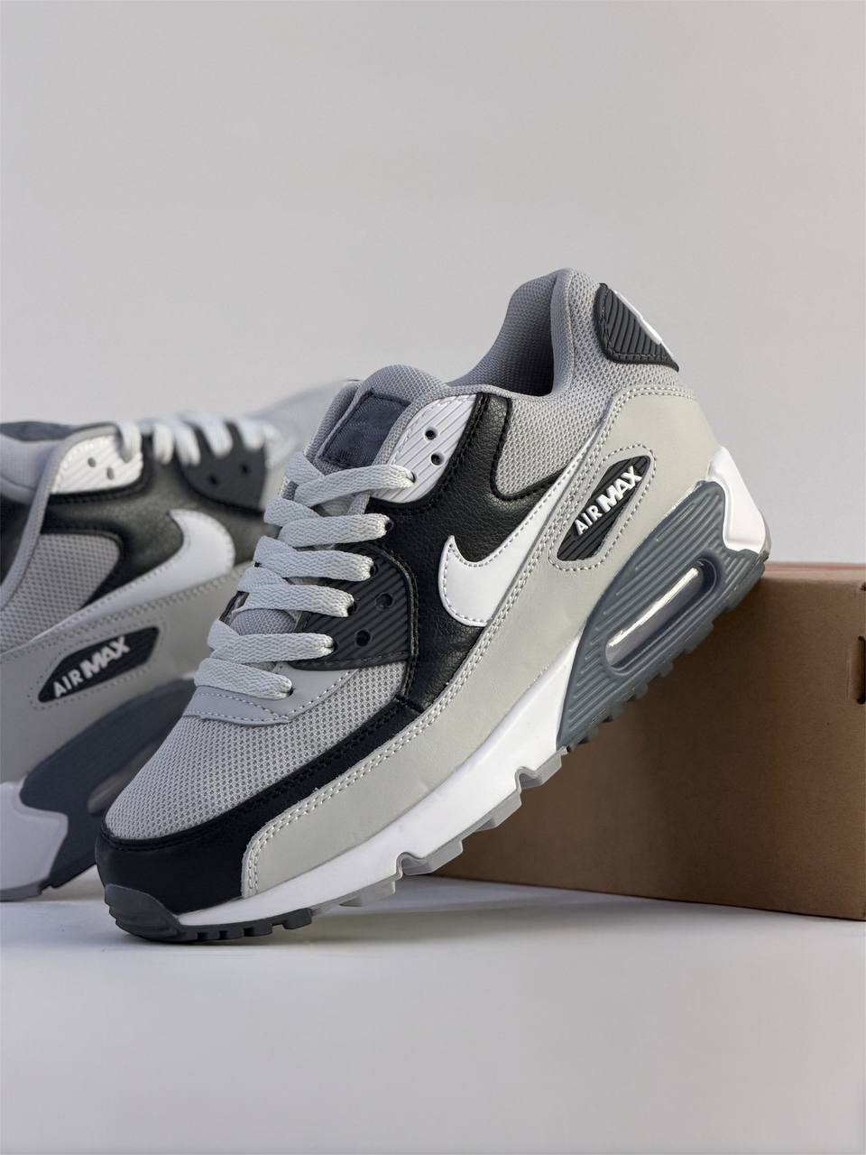Air Max 90 Essential Wolf | Gris-Blanco