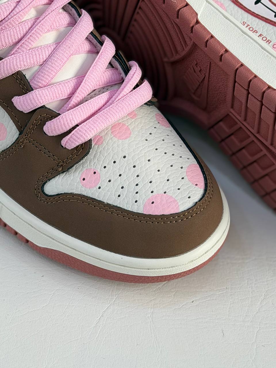 Nike Dunk Low "Smokey Mauve" | Marrón-Rosa