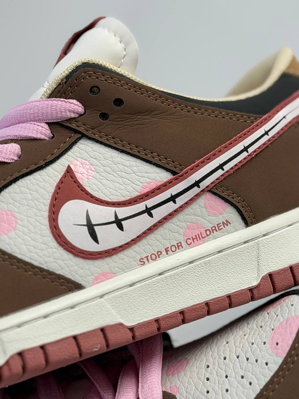 Nike Dunk Low "Smokey Mauve" | Marrón-Rosa