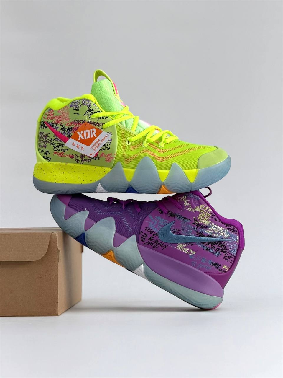 Nike Kyrie 4 'Confetti' | Amarillo-Purpura