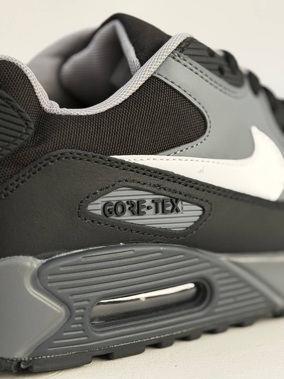 Air Max 90 GORE-TEX Dark Smoke | Gris-Negro