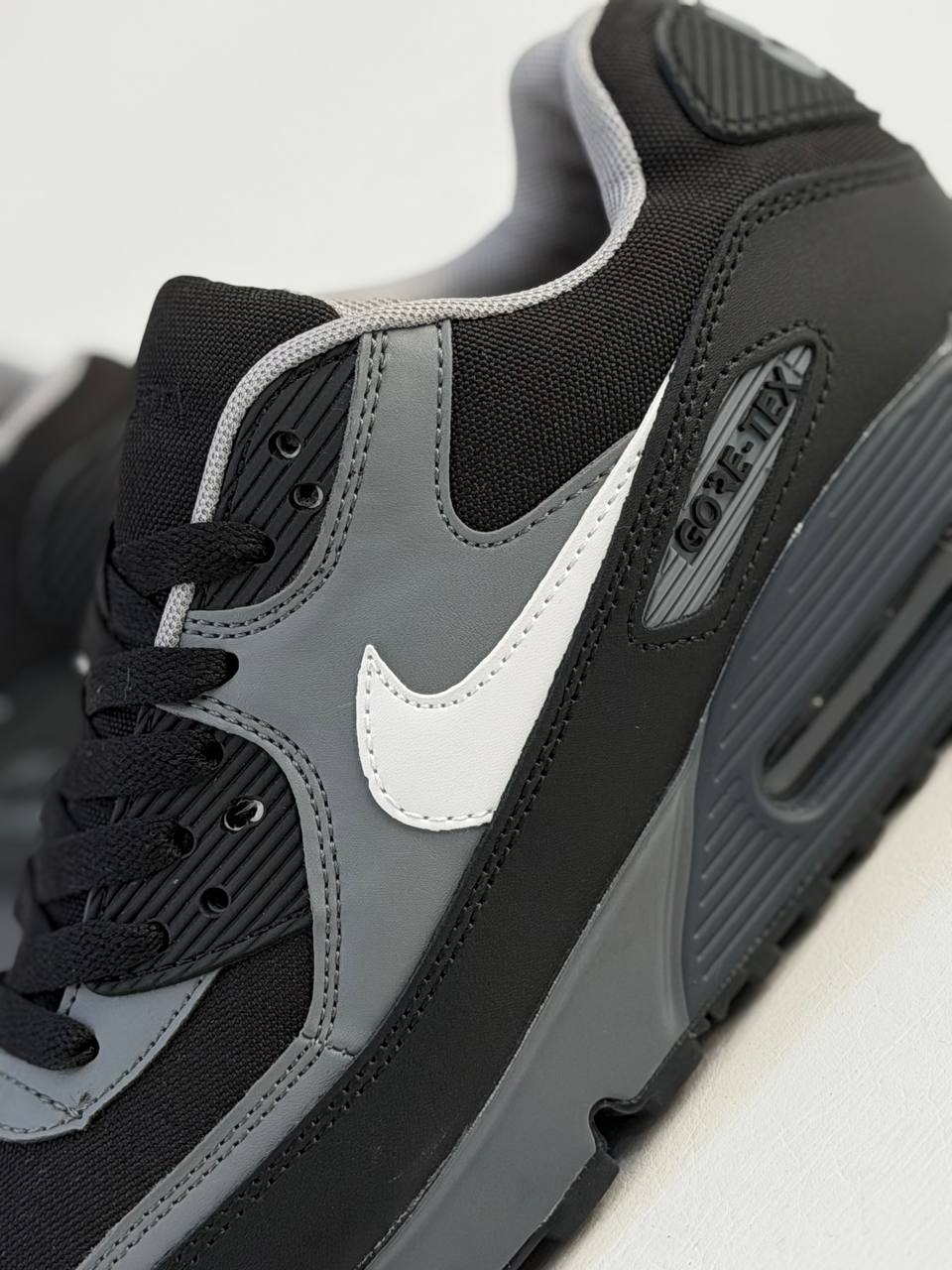 Air Max 90 GORE-TEX Dark Smoke | Gris-Negro