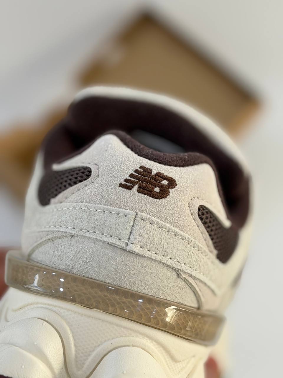 New Balance 9060 "Linen/Stoneware/Licorice" | Beige-Marrón