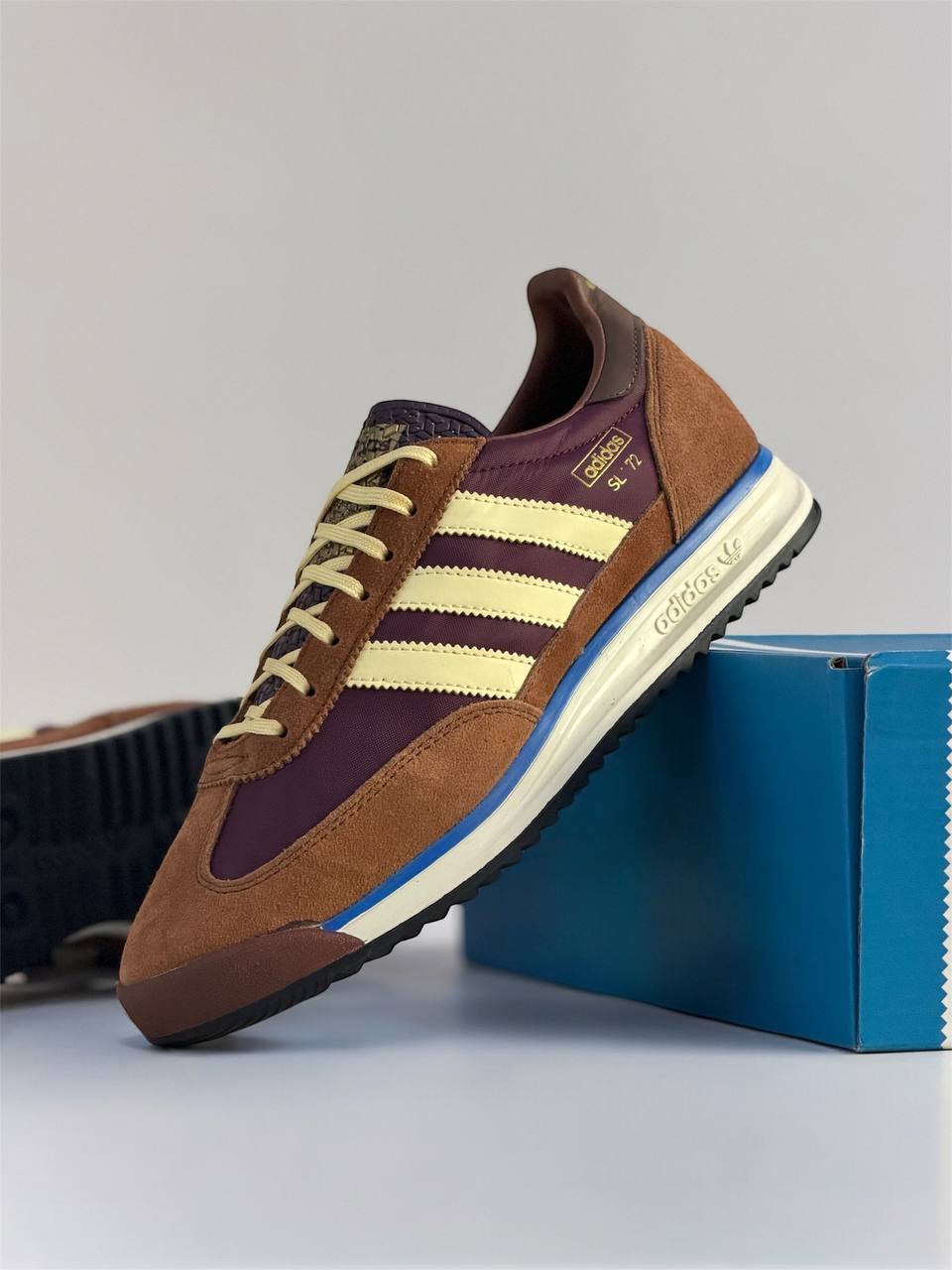 SL 72 OG 'Preloved Brown' | Amarillo-Azul-Marrón