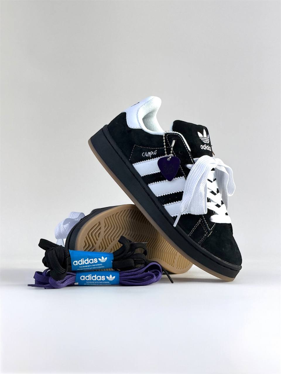 Adidad Campus 00s x KoЯn | Blanco-Negro