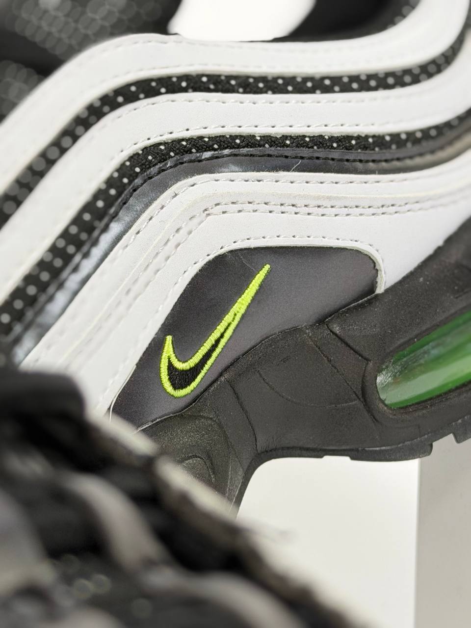Nike Air Max 97 'Ducks of a Feather Lightning' | Blanco-Negro