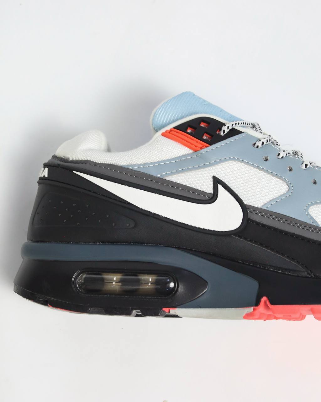 Air Max BW | Negro-Blanco-Rojo