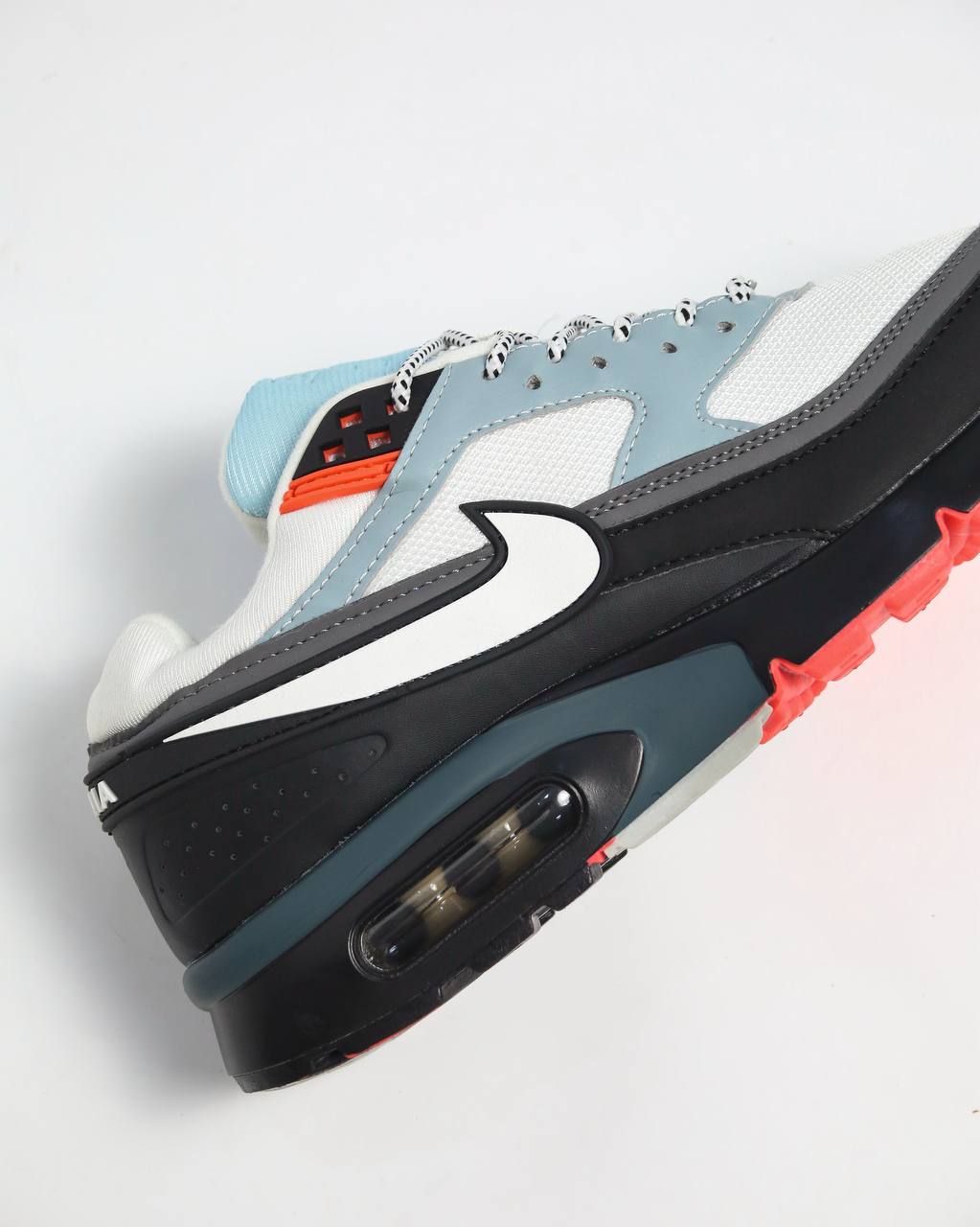 Air Max BW | Negro-Blanco-Rojo