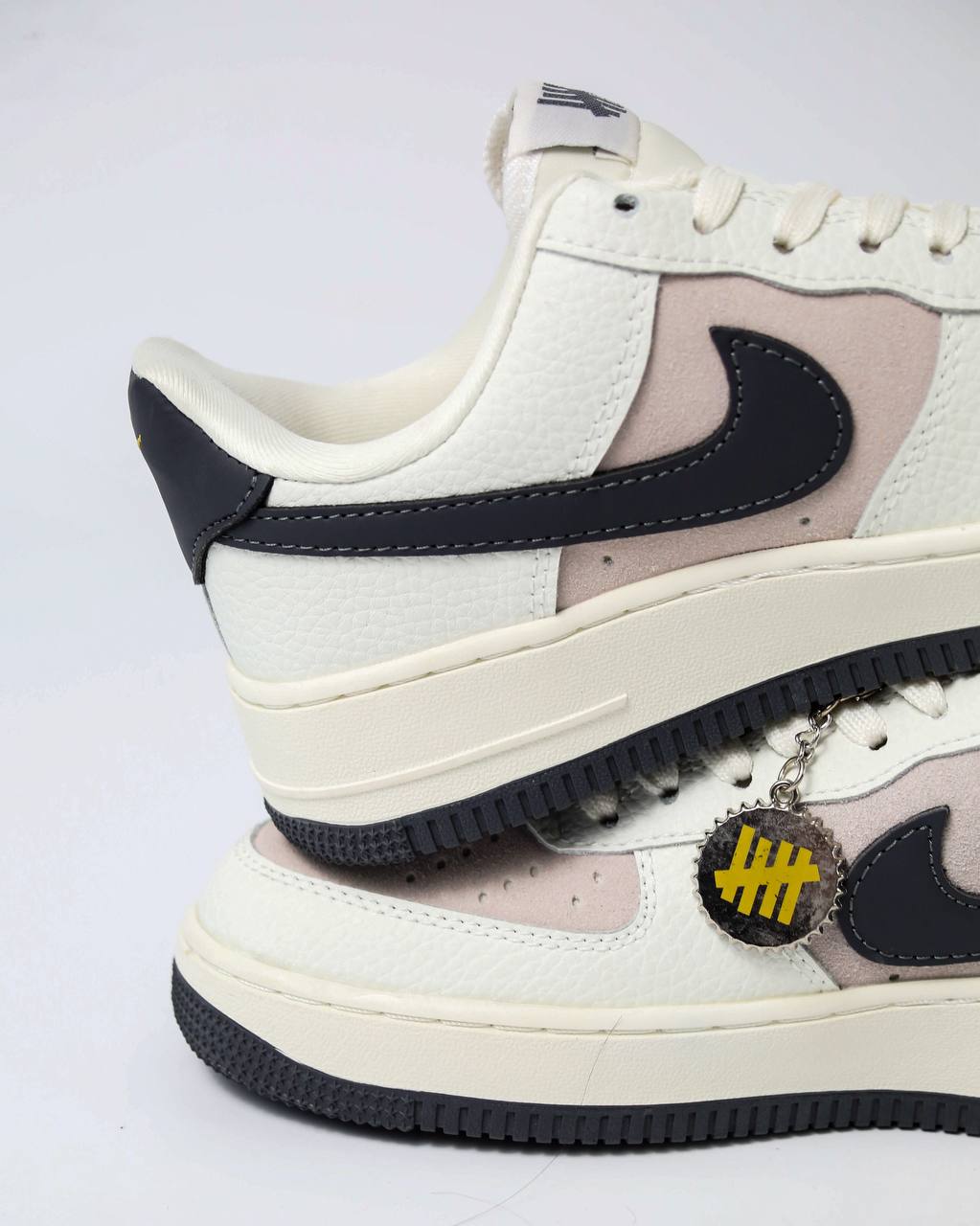 Air force 1 x Undefeated | Beige