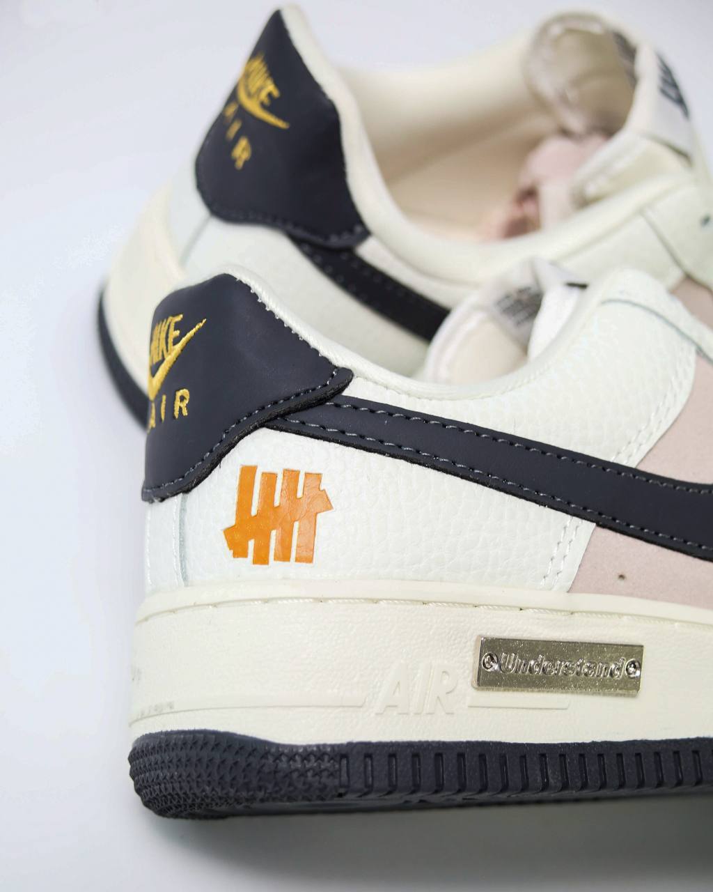 Air force 1 x Undefeated | Beige