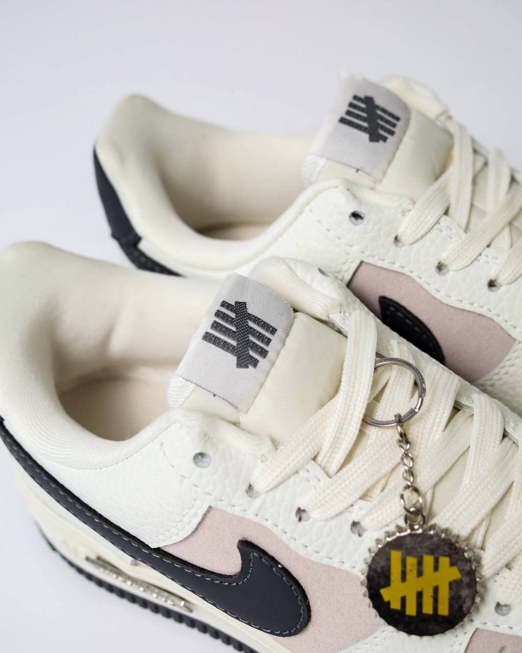 Air force 1 x Undefeated | Beige