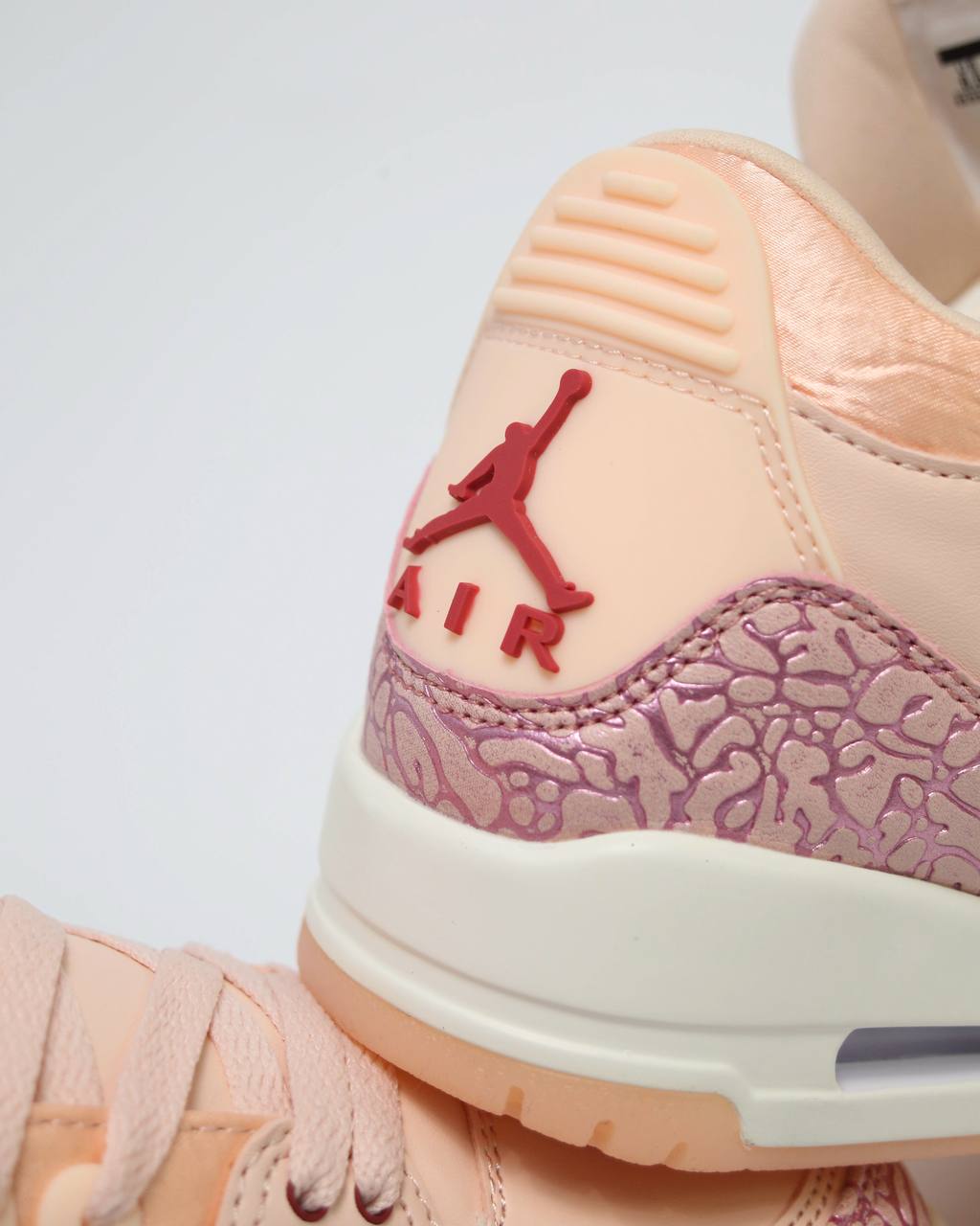 Air Jordan Retro 3 "Valentine's Day" | Rosa
