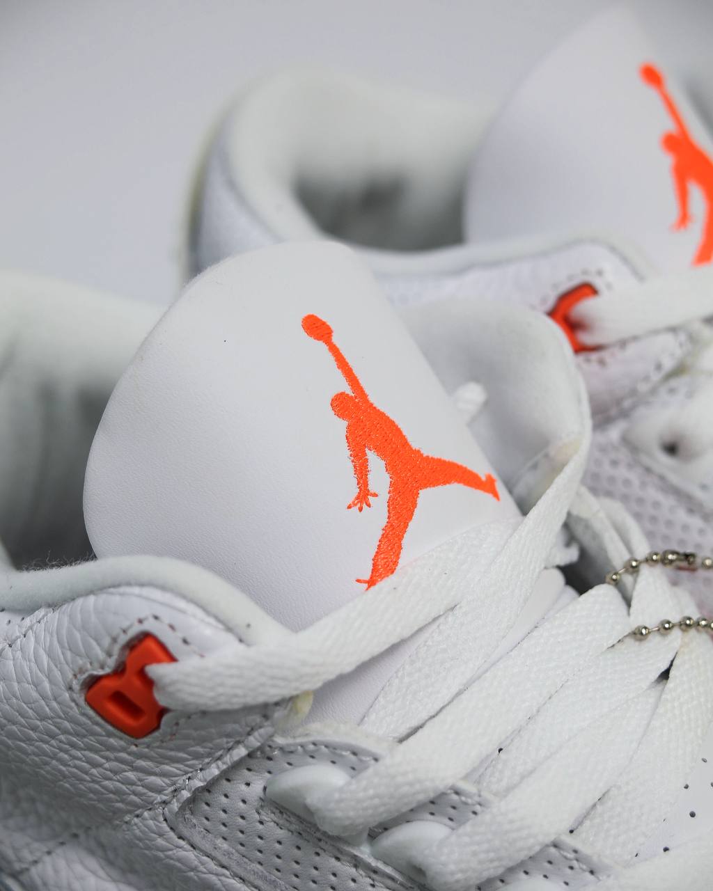 Air Jordan Retro 3 Georgia Peach | Blanco-Naranja