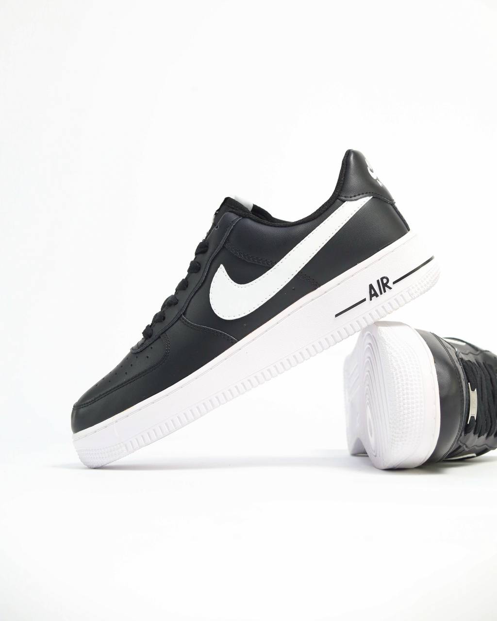 Nike Air Force 1 '07 Premium | Negro-Blanco