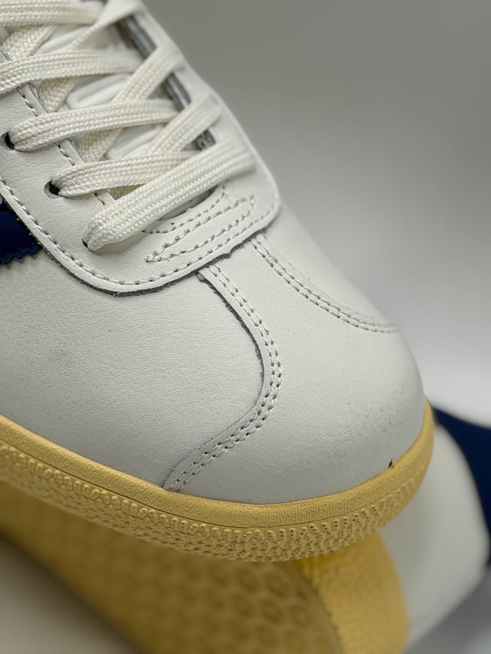 Adidas Gazelle Uk8 Tariners | Blanco-Azul-Amarillo
