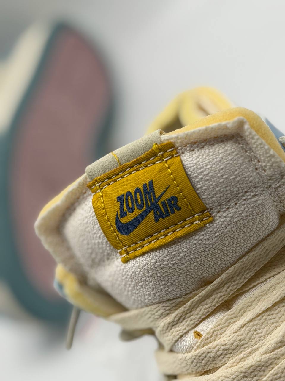 Nike Air Jordan 1 High Zoom Air CMFT Celestine | Beige-Azul-Rosa