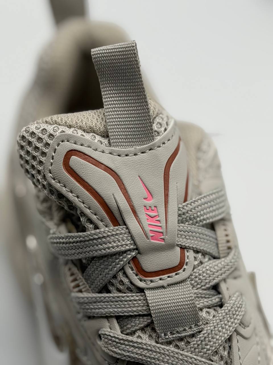 Nike Zoom Vomero 5 Light Bone | Beige-Rosa