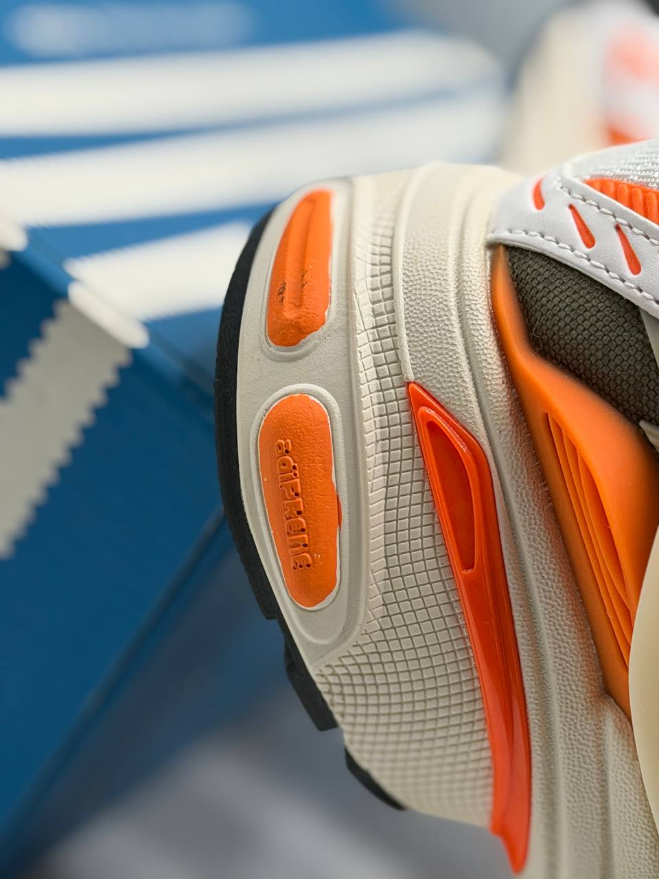 Adidas Adistar Jellyfish Pharrell Williams | Blanco-Naranja