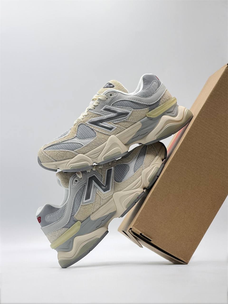 New Balance 9060 'Año Nuevo Lunar' | Beige