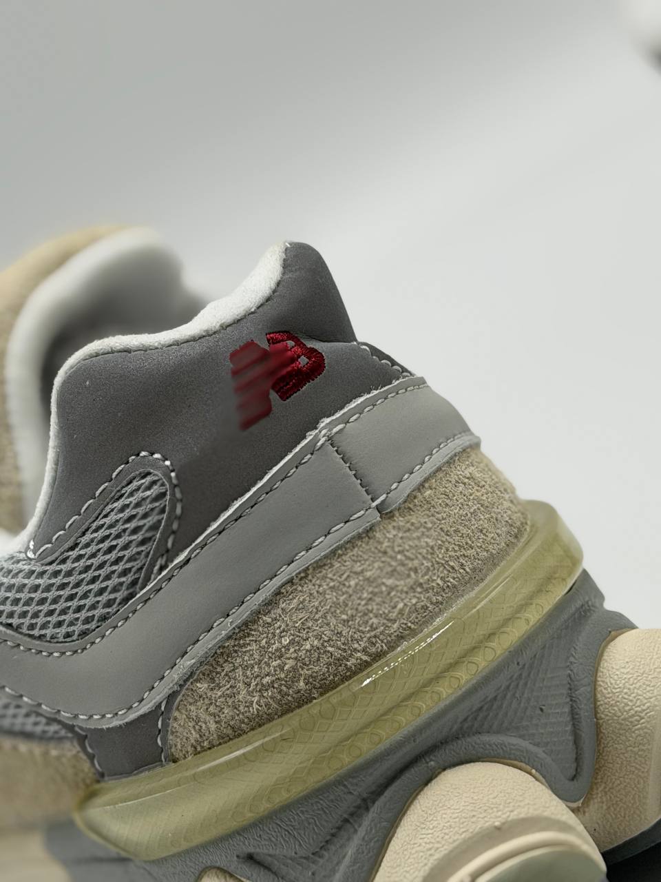 New Balance 9060 'Año Nuevo Lunar' | Beige