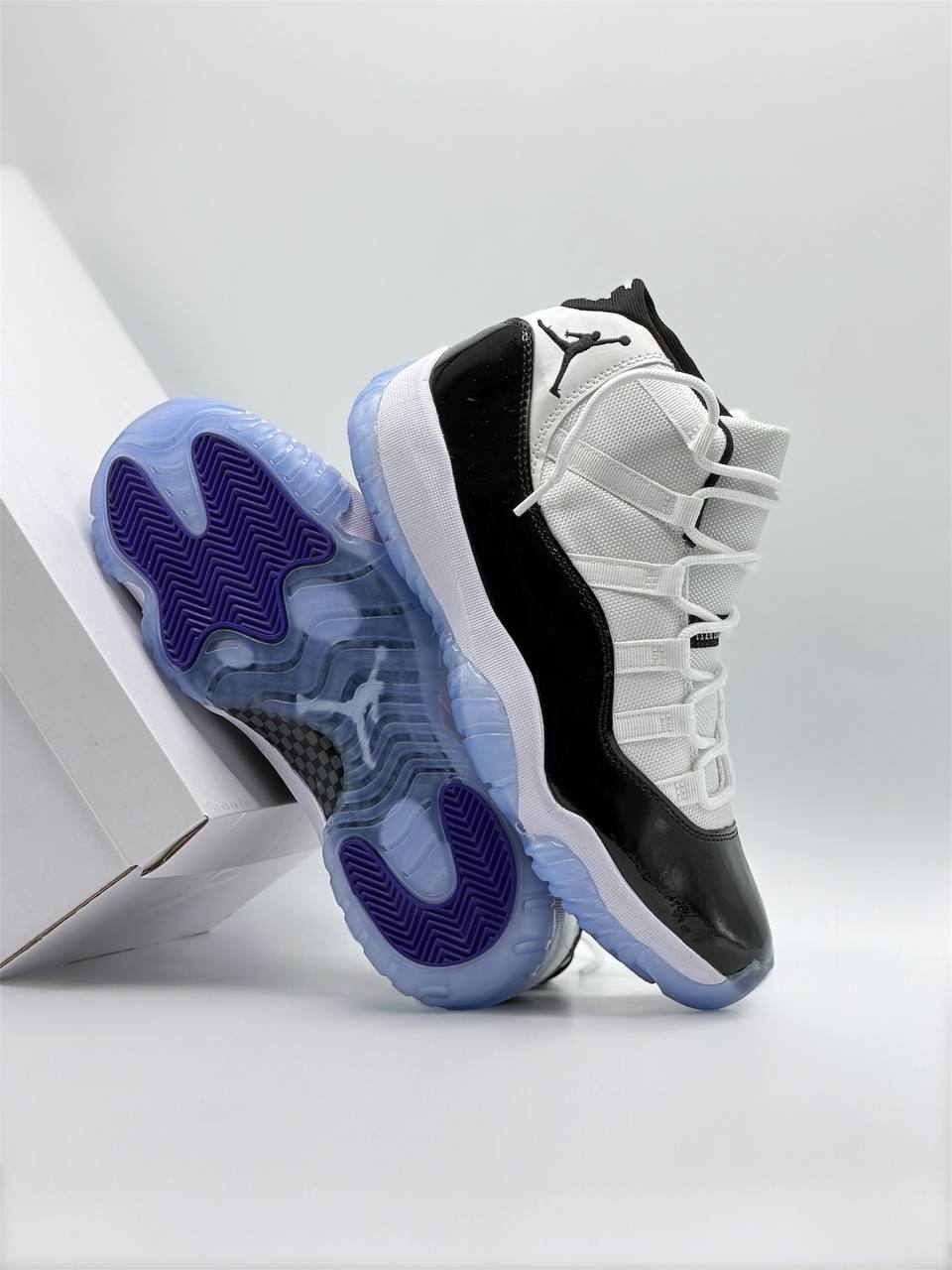 Air Jordan 11 Retro “Concord” | Blanco-Negro-Azul