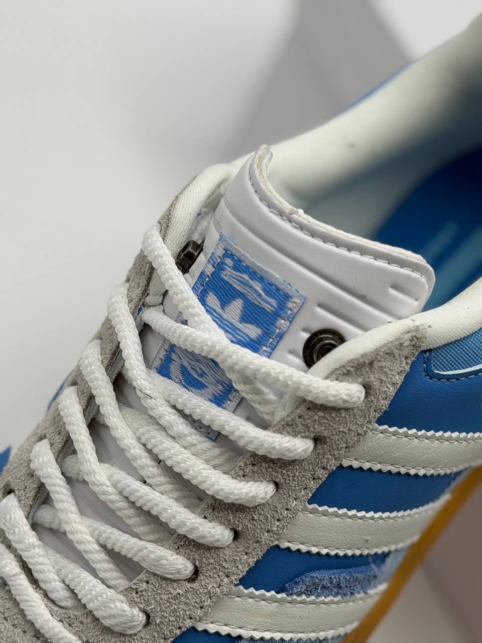 Adidas Gazelle San Juan x Bad Bunny | Azul-Blanco