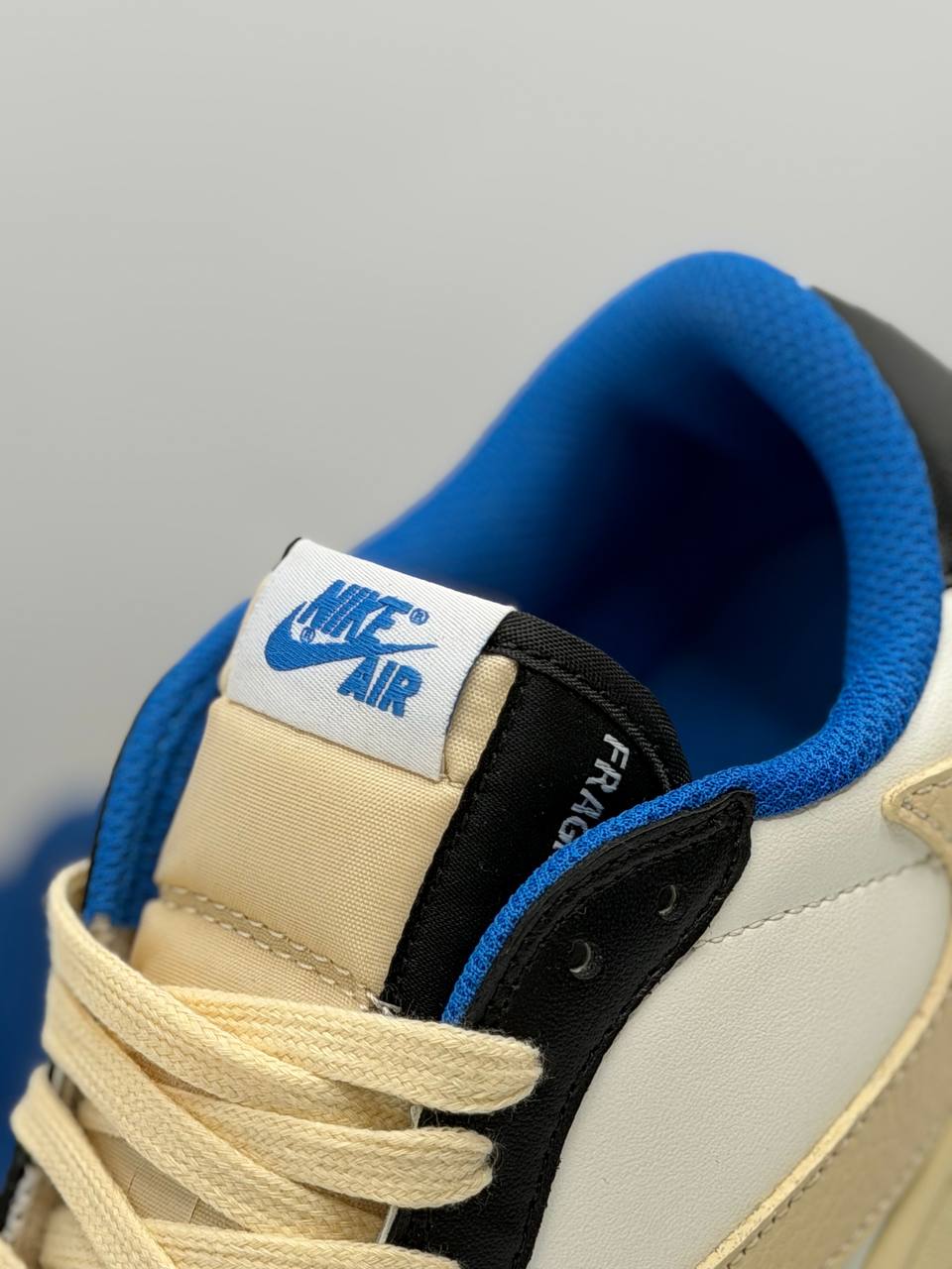 Jordan 1 Retro Low OG SP Fragment x Travis Scott