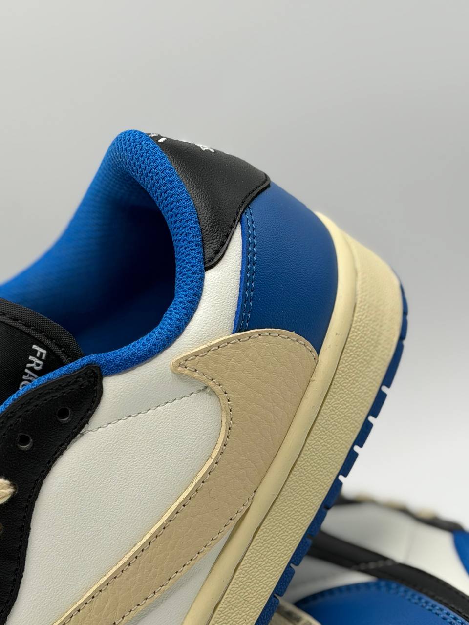 Jordan 1 Retro Low OG SP Fragment x Travis Scott