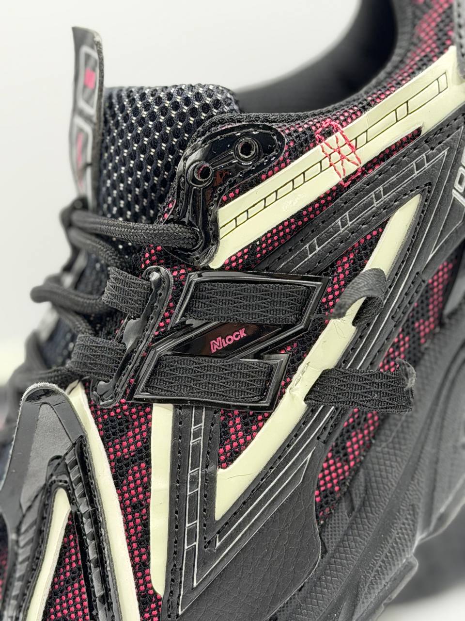 New Balance 1906r | Negro-Púrpura