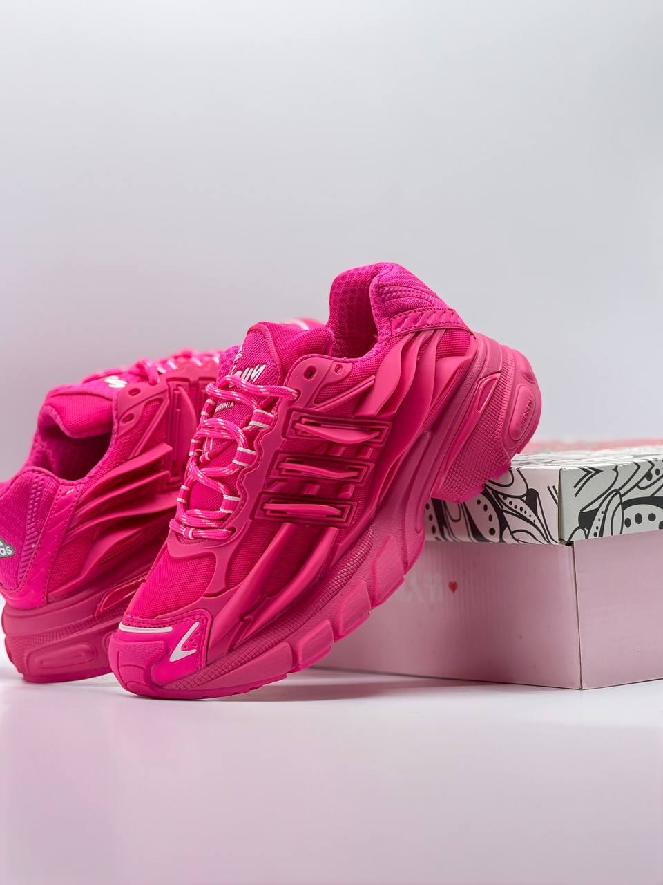 Adidas Adistar Jellyfish Pharrell Williams | Rosa