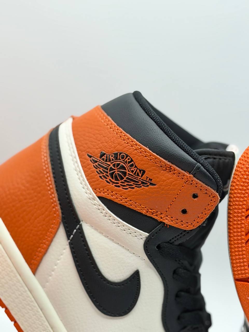 Jordan Air Jordan 1 Retro High OG "Shattered Backboard" | Negro-Blanco-Naranja